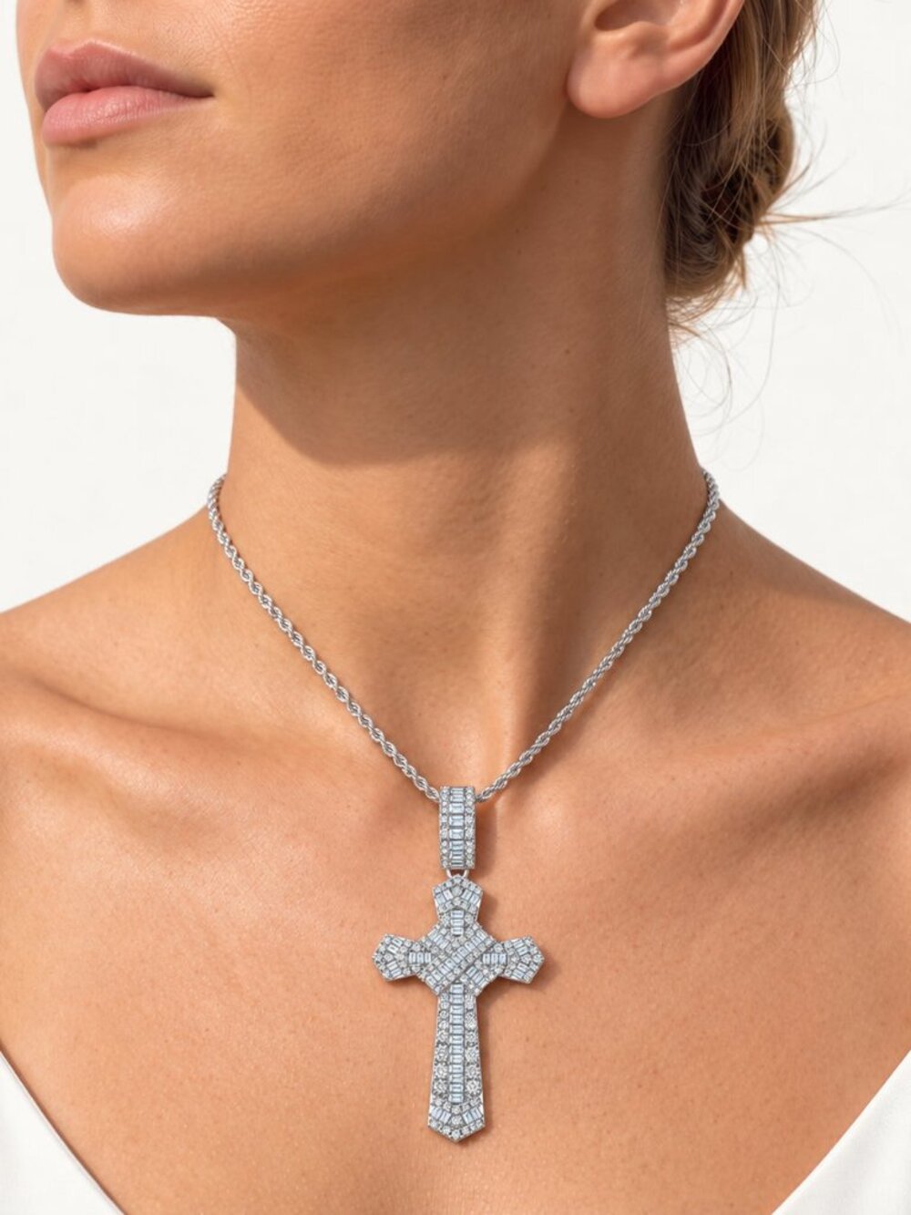 Woven Baguette Cross Pendant - FLORASA